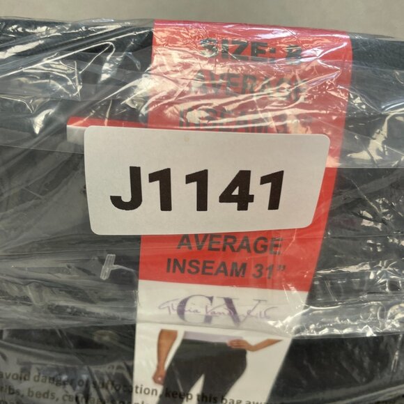 NEW Gloria Vanderbilt Women's 8 Amanda Slimming Jeans 31" Inseam Black - Picture 14 of 14